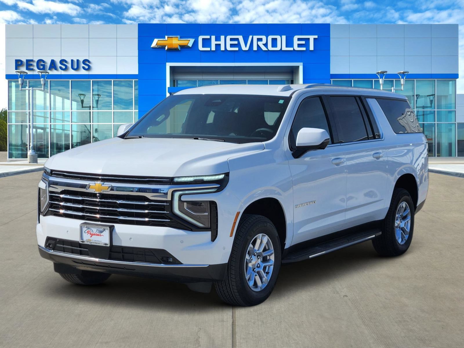 New 2026 Chevrolet Suburban LT w/ Comfort Package RWD video 2