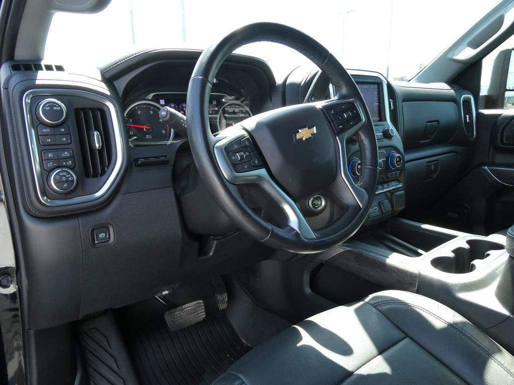 Certified 2020 Chevrolet Silverado 3500 LTZ w/ LTZ Premium Package image 23