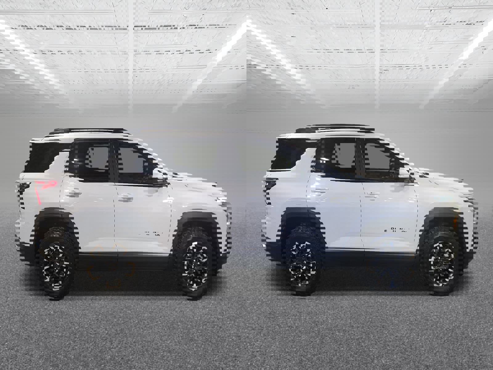 New 2026 Chevrolet Equinox ACTIV w/ Convenience Package III image 5