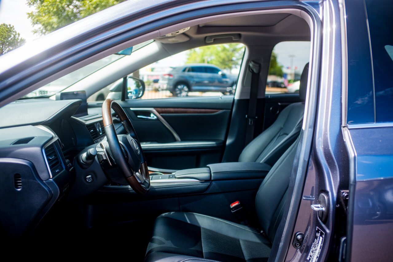 Used 2022 Lexus RX 350L FWD w/ Premium Package image 12
