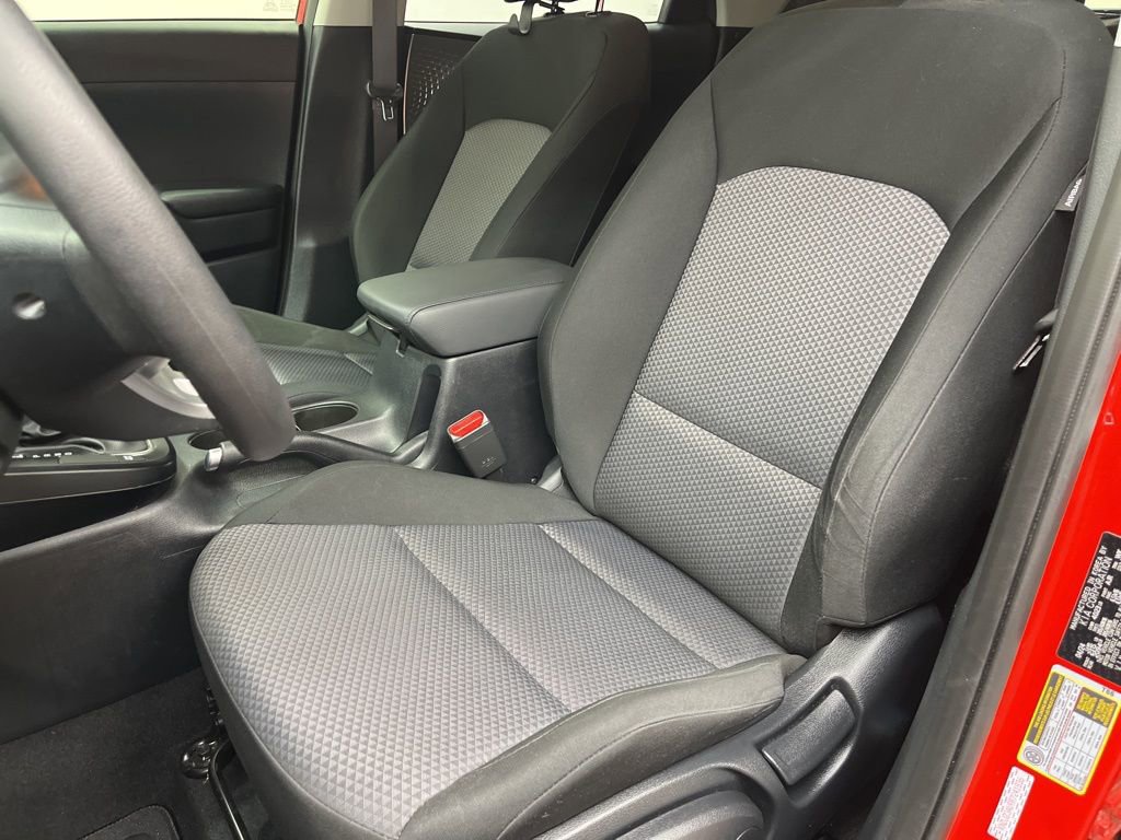 Used 2024 Kia Soul LX FWD image 19