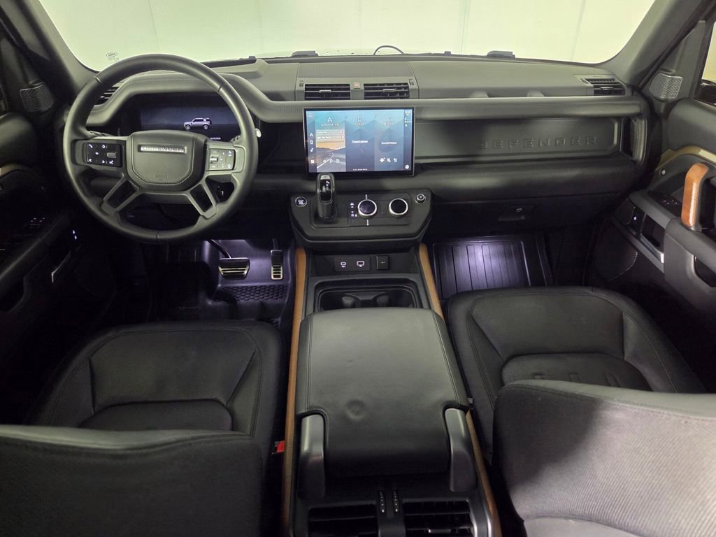Used 2023 Land Rover Defender 110 X AWD/4WD image 27