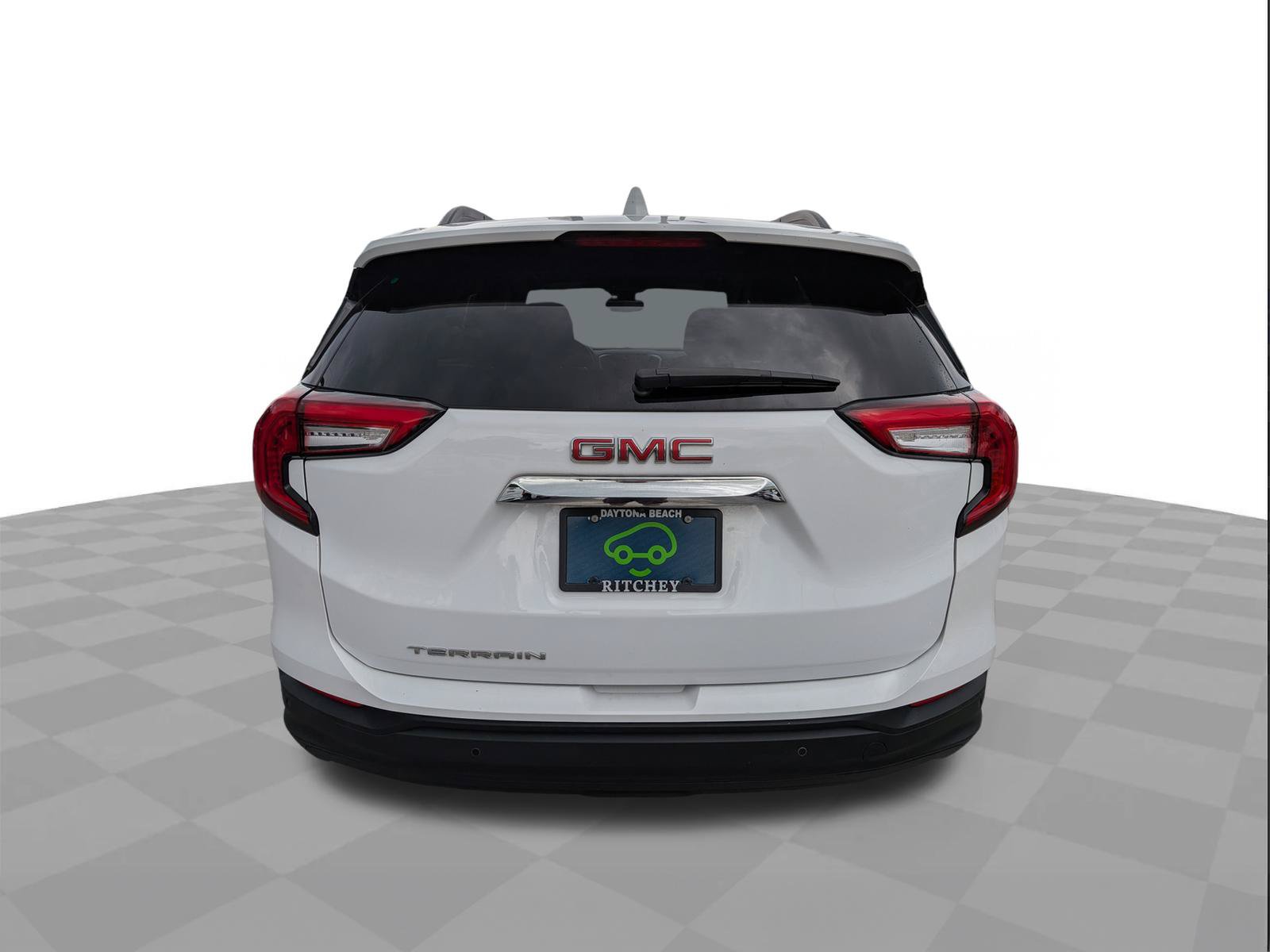 Certified 2022 GMC Terrain SLE w/ Driver Convenience Package FWD image 5