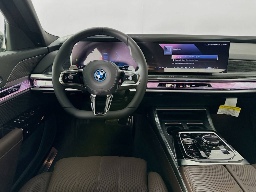 New 2026 BMW 750e xDrive w/ Executive Package image 19