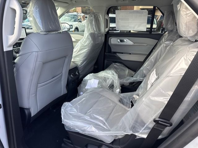 New 2026 Ford Explorer Active w/ Active Comfort Package image 10