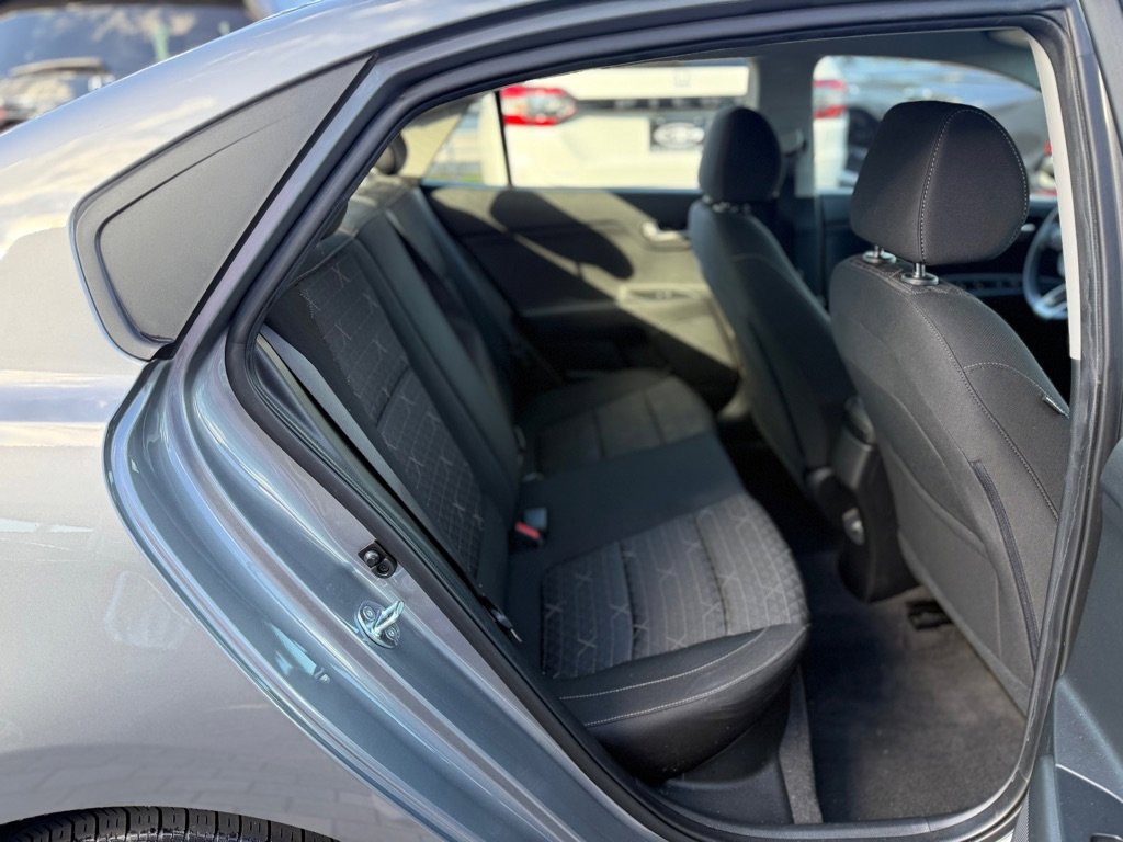 Used 2023 Kia Rio S image 22