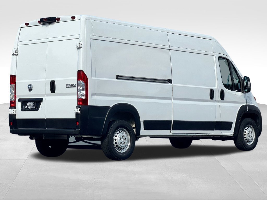 Used 2024 RAM ProMaster 2500 w/ Convenience Group FWD image 7