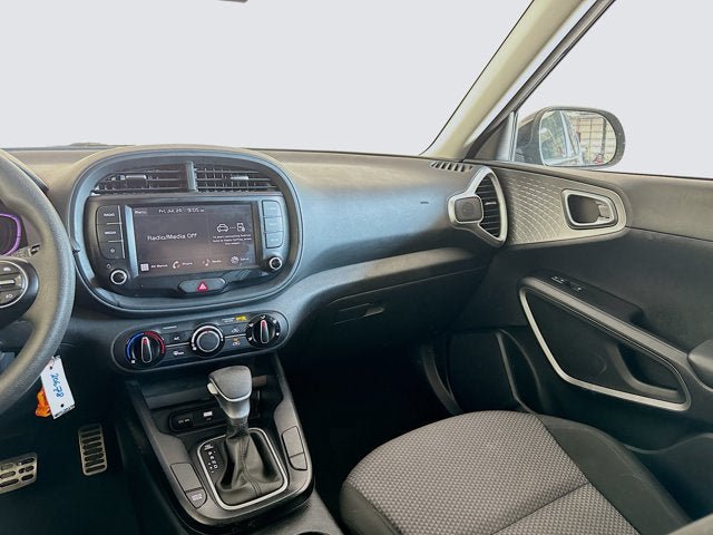 Certified 2024 Kia Soul LX FWD image 21