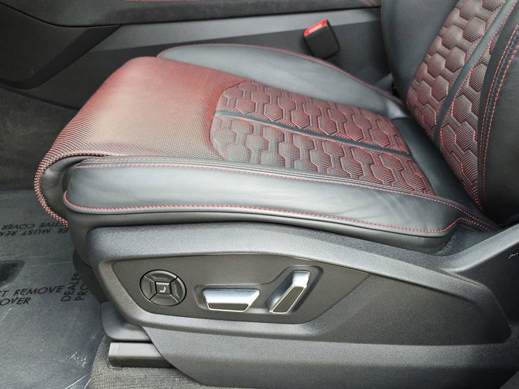 Certified 2025 Audi RS Q8 performance AWD/4WD image 22
