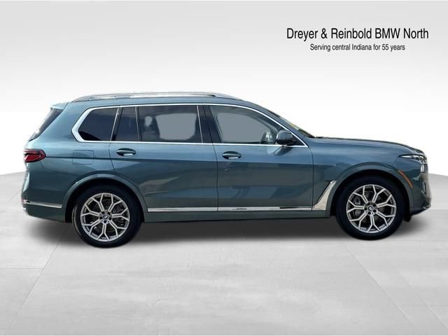 Used 2026 BMW X7 xDrive40i AWD/4WD image 8