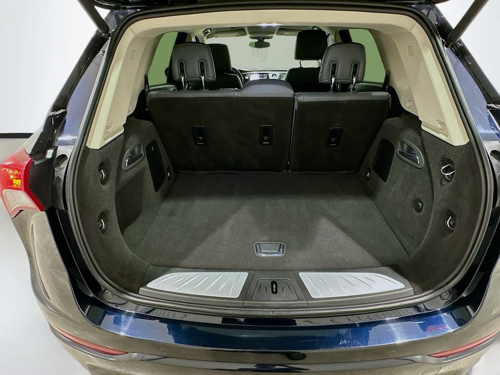Used 2020 Buick Envision Essence FWD image 26