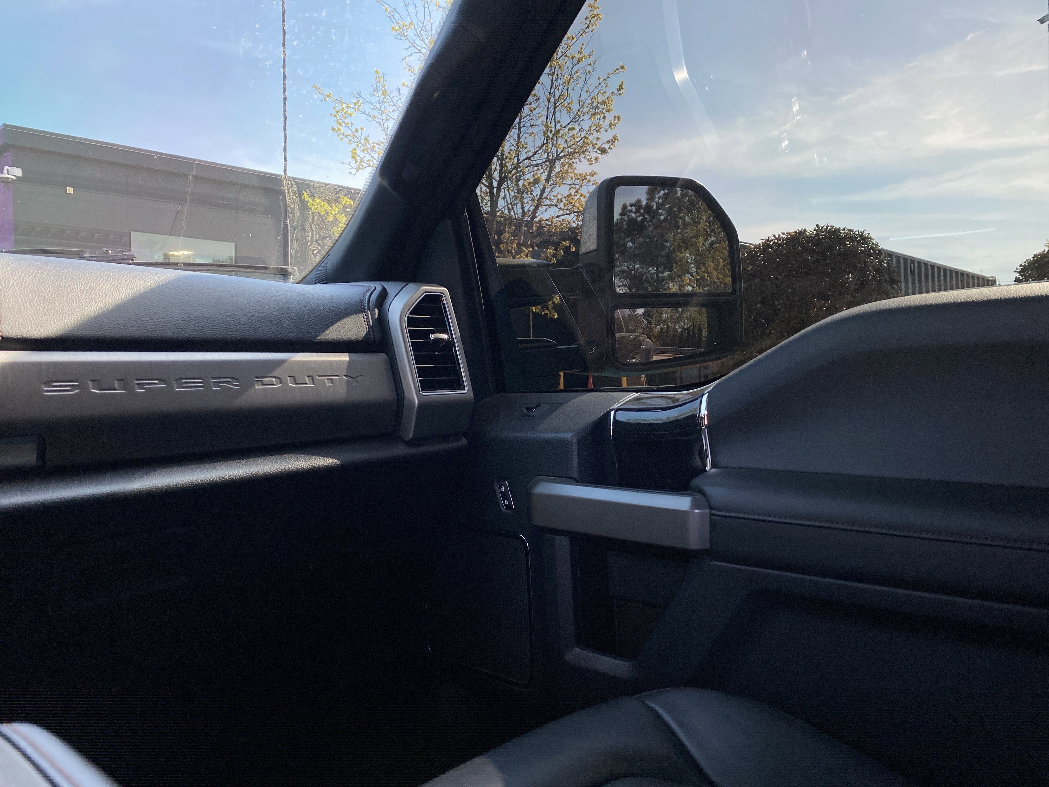 Used 2022 Ford F450 Platinum w/ FX4 Off-Road Package image 18