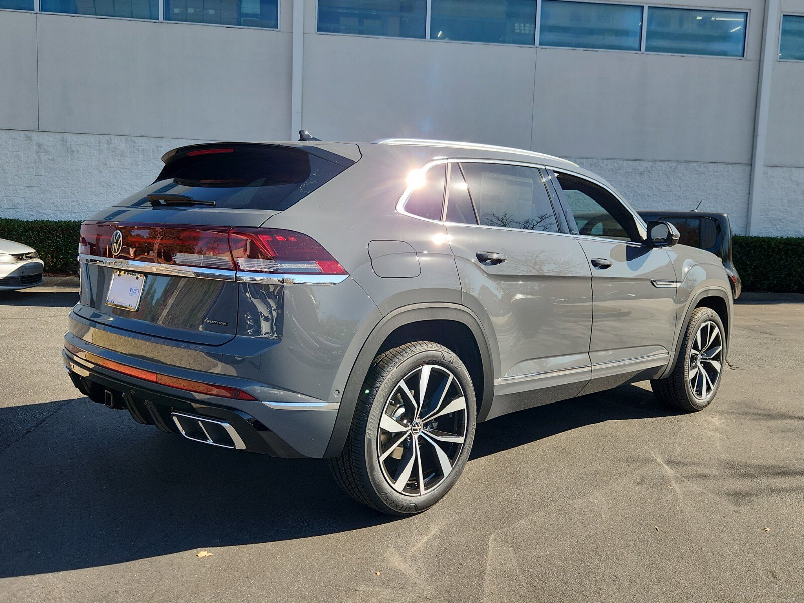 New 2026 Volkswagen Atlas Cross Sport SEL Premium R-Line image 5