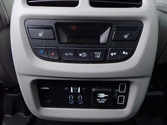 Used 2022 Honda Pilot Touring image 11