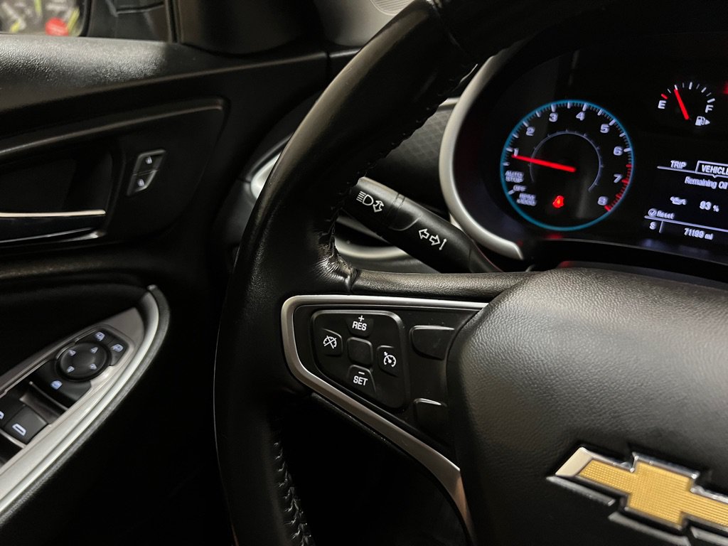 Used 2022 Chevrolet Malibu RS FWD image 33