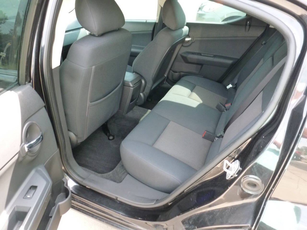 Used 2009 Dodge Avenger SXT FWD image 10