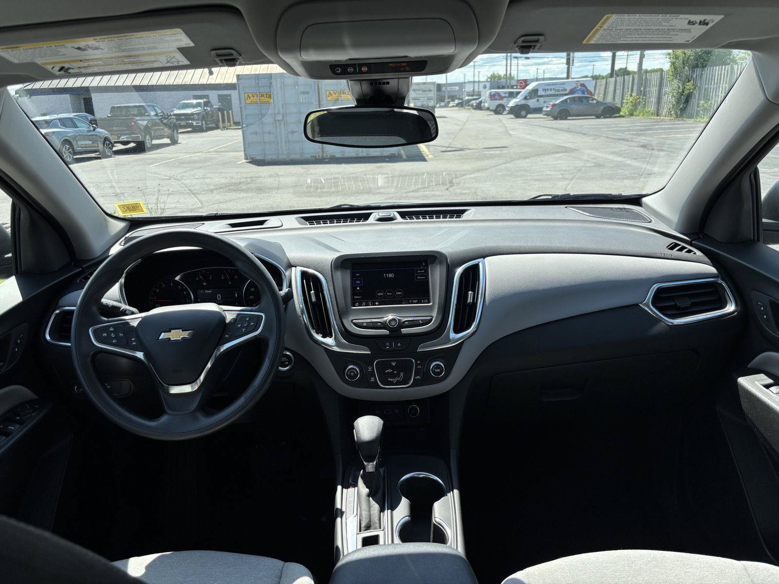 Used 2024 Chevrolet Equinox LS w/ LS Convenience Package AWD/4WD image 11