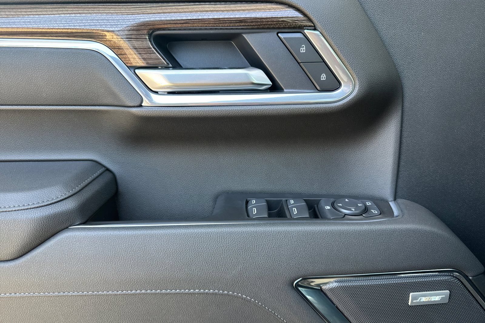 New 2026 Chevrolet Silverado 1500 LT Trail Boss w/ LT Trail Boss Premium Package AWD/4WD image 10