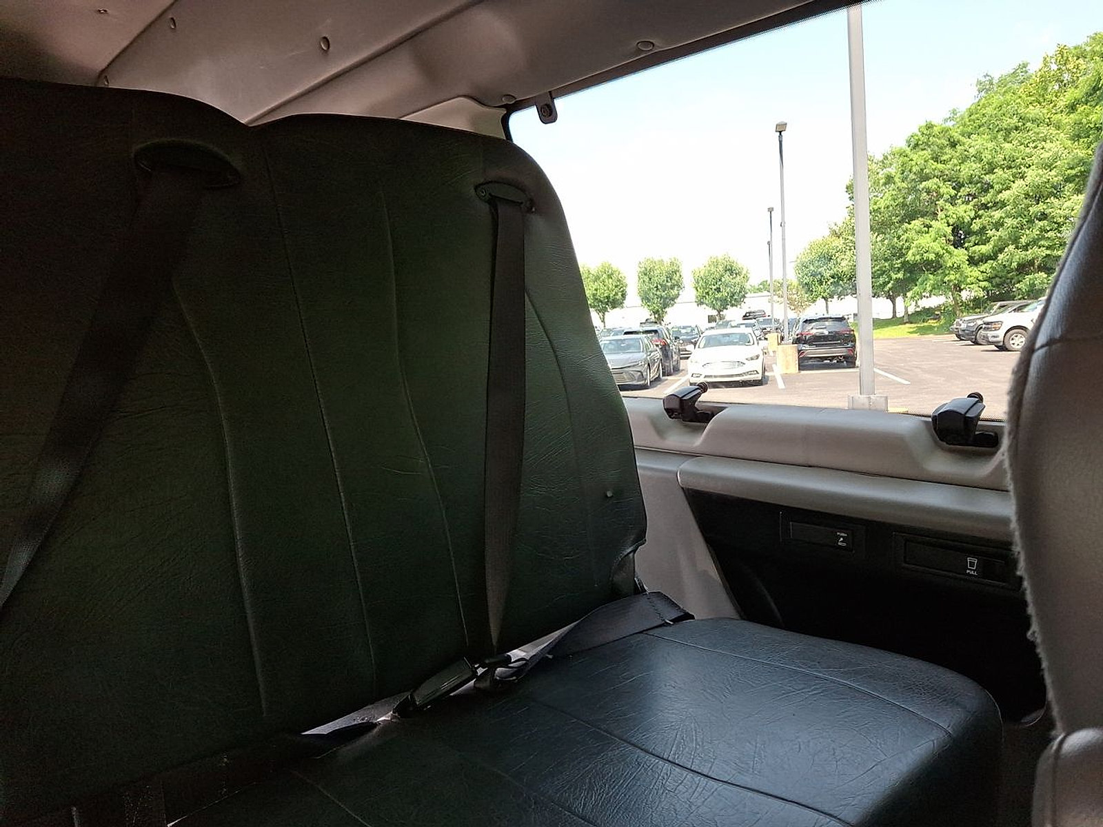 Used 2011 Ford E-350 and Econoline 350 XL w/ PWR Windows & Locks Group RWD image 17
