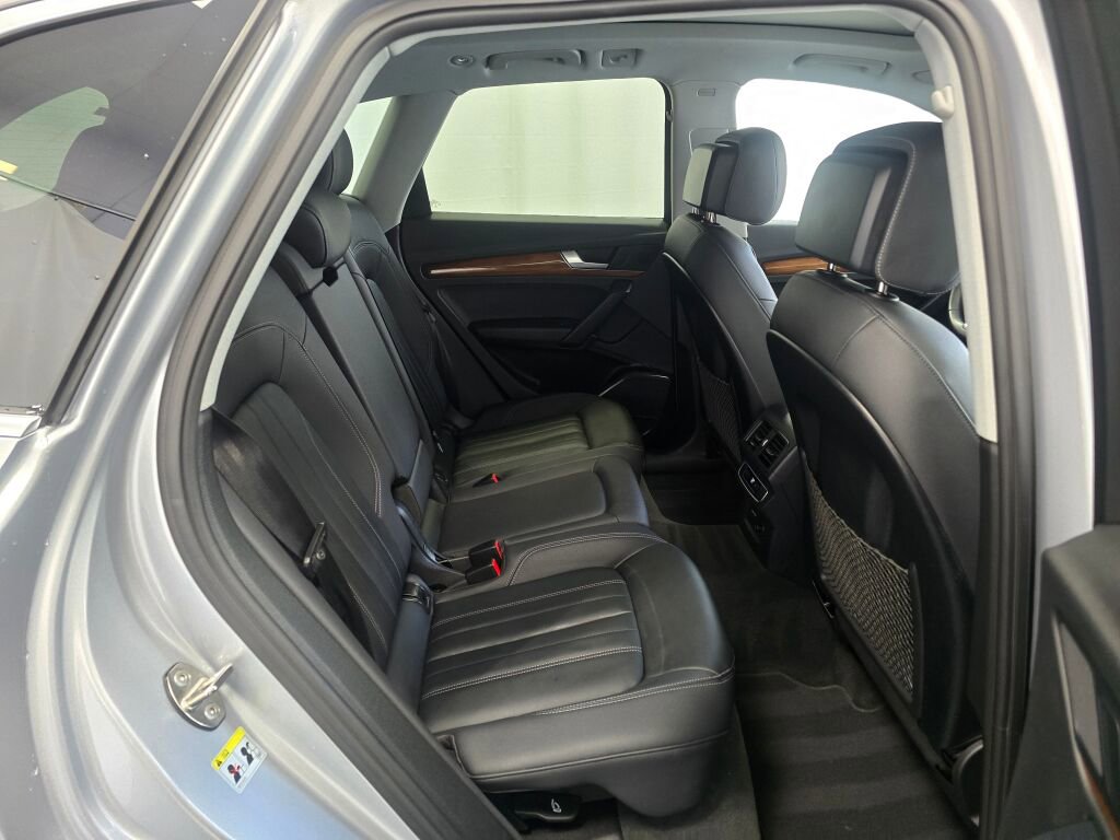 Used 2023 Audi Q5 2.0T Premium w/ Convenience Package image 25