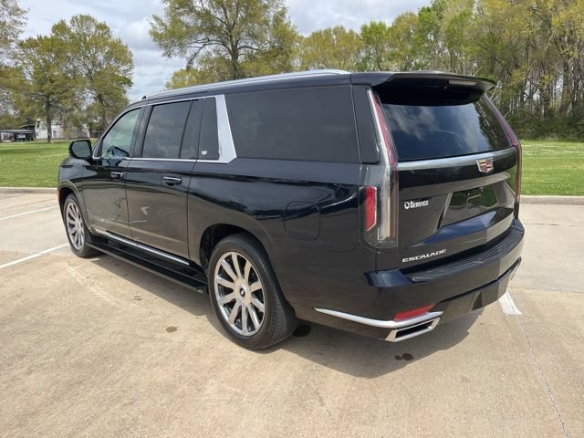 Certified 2023 Cadillac Escalade ESV Premium Luxury Platinum RWD image 3
