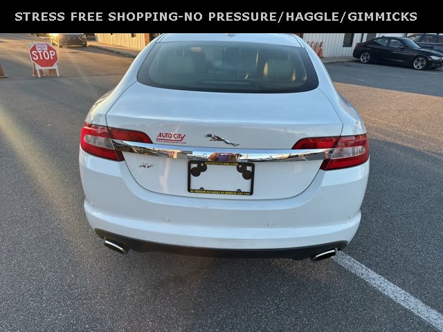 Used 2011 Jaguar XF Premium image 8