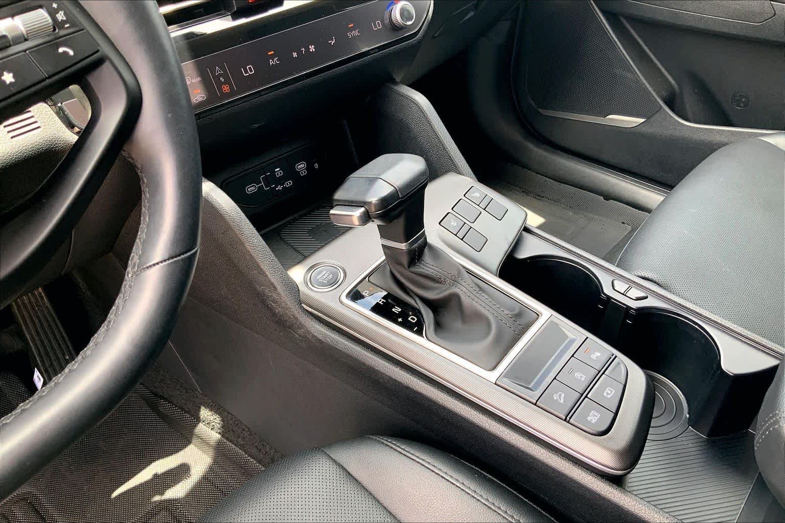 Certified 2026 Kia Sportage EX FWD image 33
