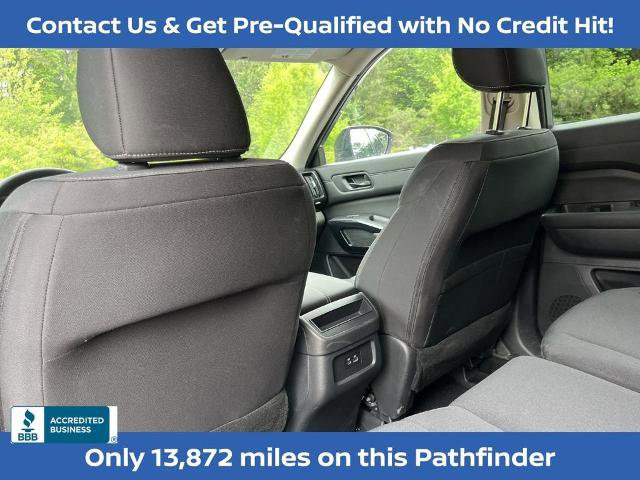 Certified 2025 Nissan Pathfinder S FWD image 17