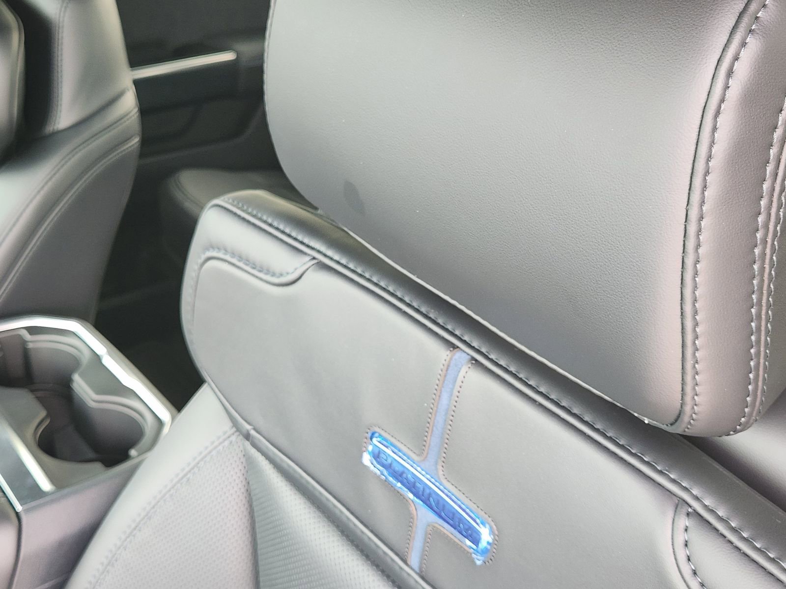 New 2026 Ford F250 Platinum image 15