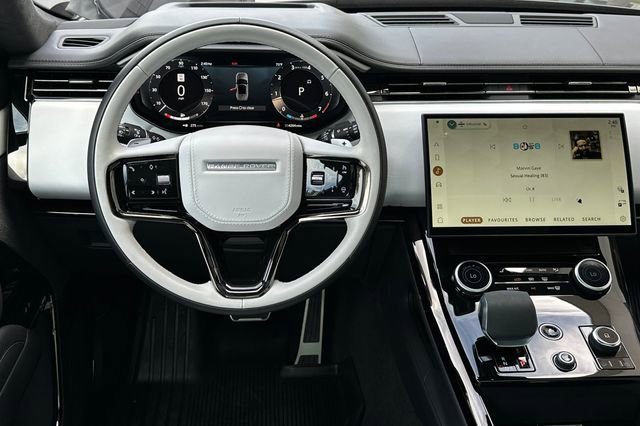 Used 2023 Land Rover Range Rover Sport First Edition image 13