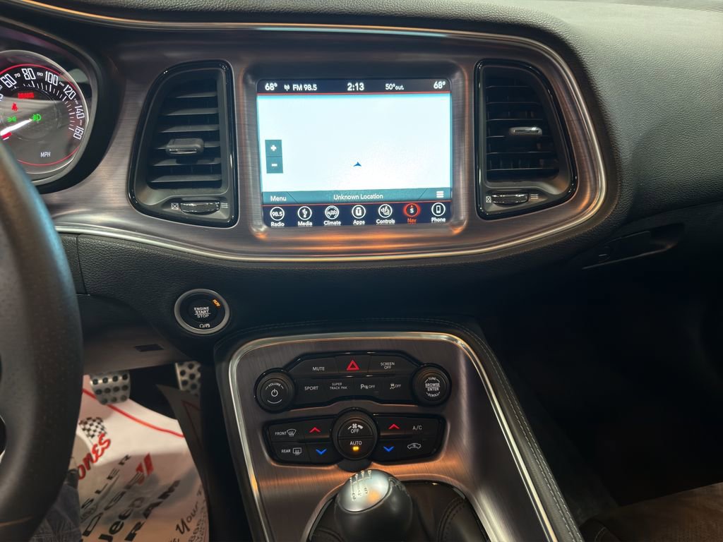 Used 2018 Dodge Challenger R/T Plus image 30