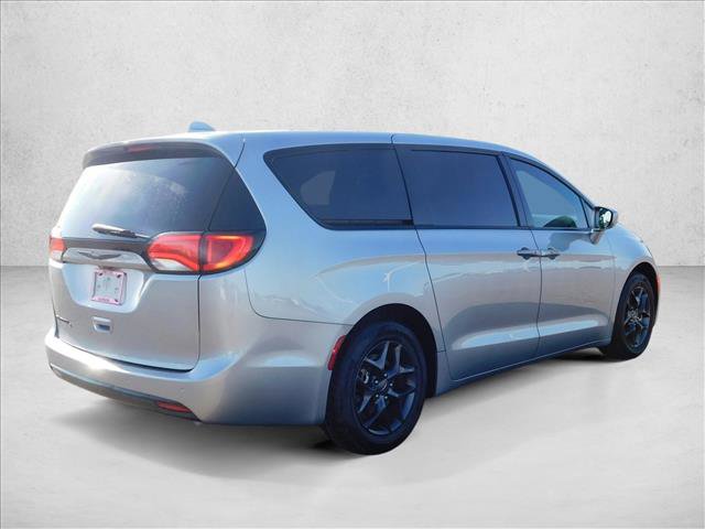 Used 2018 Chrysler Pacifica Touring Plus w/ S Appearance Package image 5