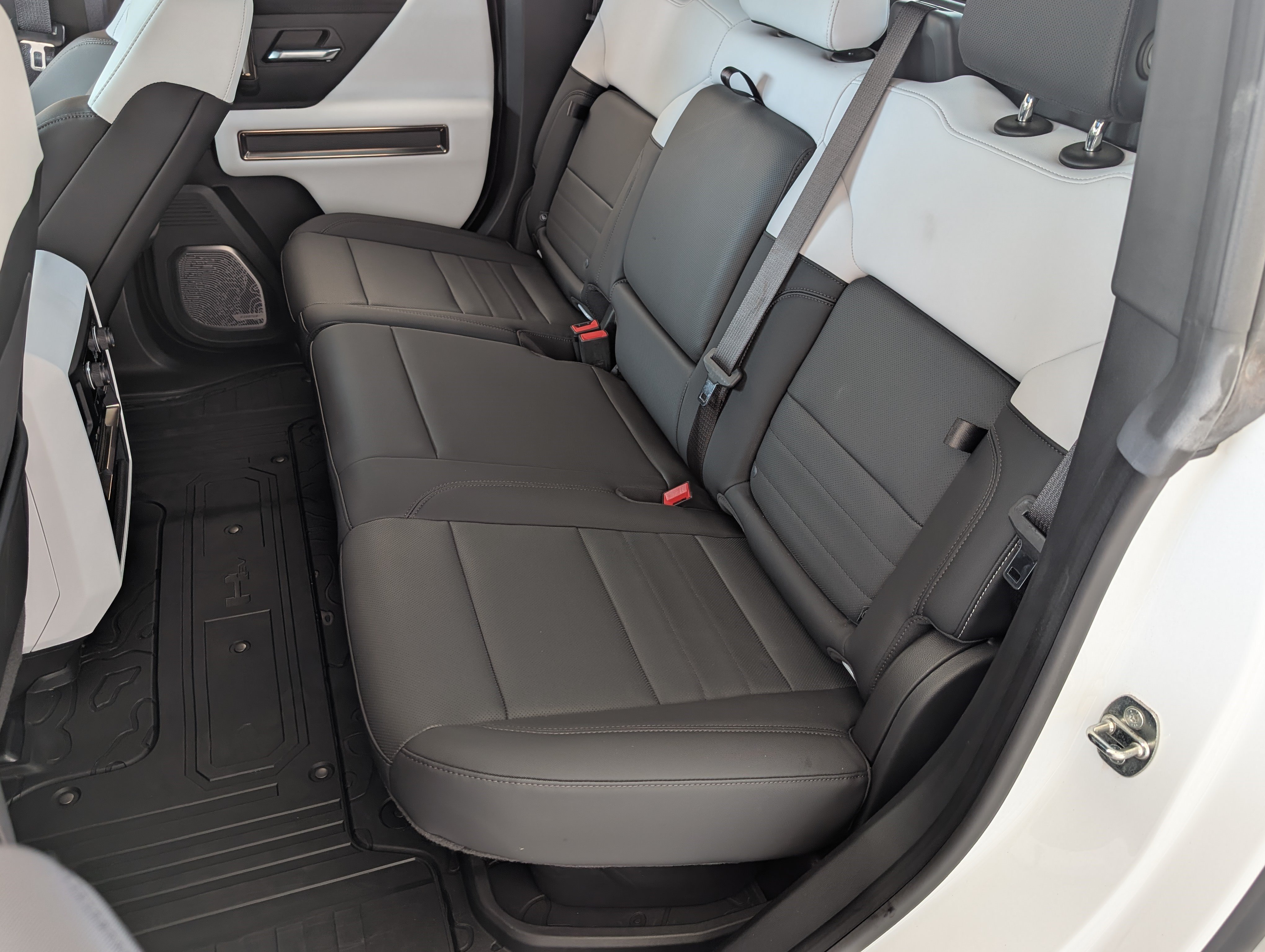 Used 2023 GMC Hummer EV Edition 1 AWD/4WD image 18