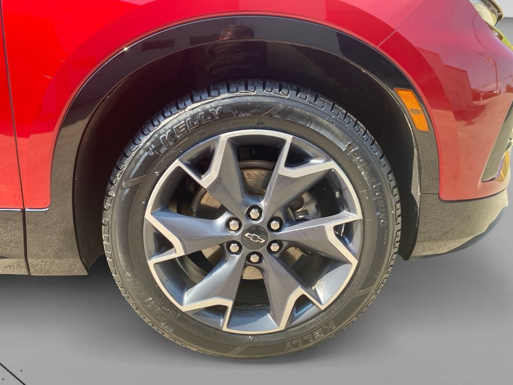 Certified 2022 Chevrolet Blazer RS w/ Enhanced Convenience Package AWD/4WD image 9