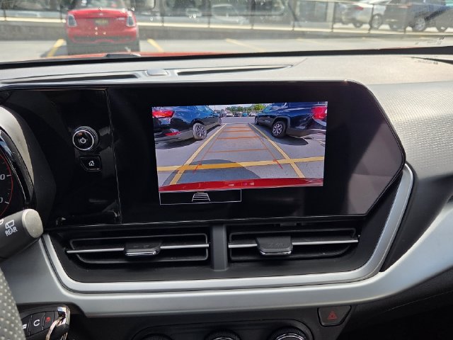 Certified 2024 Chevrolet Trax RS FWD image 28