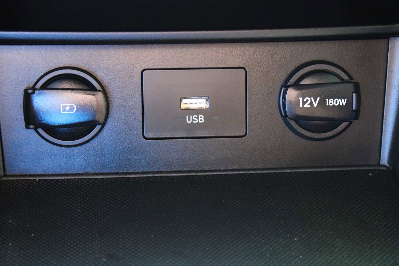 Used 2022 Hyundai Kona SEL image 35