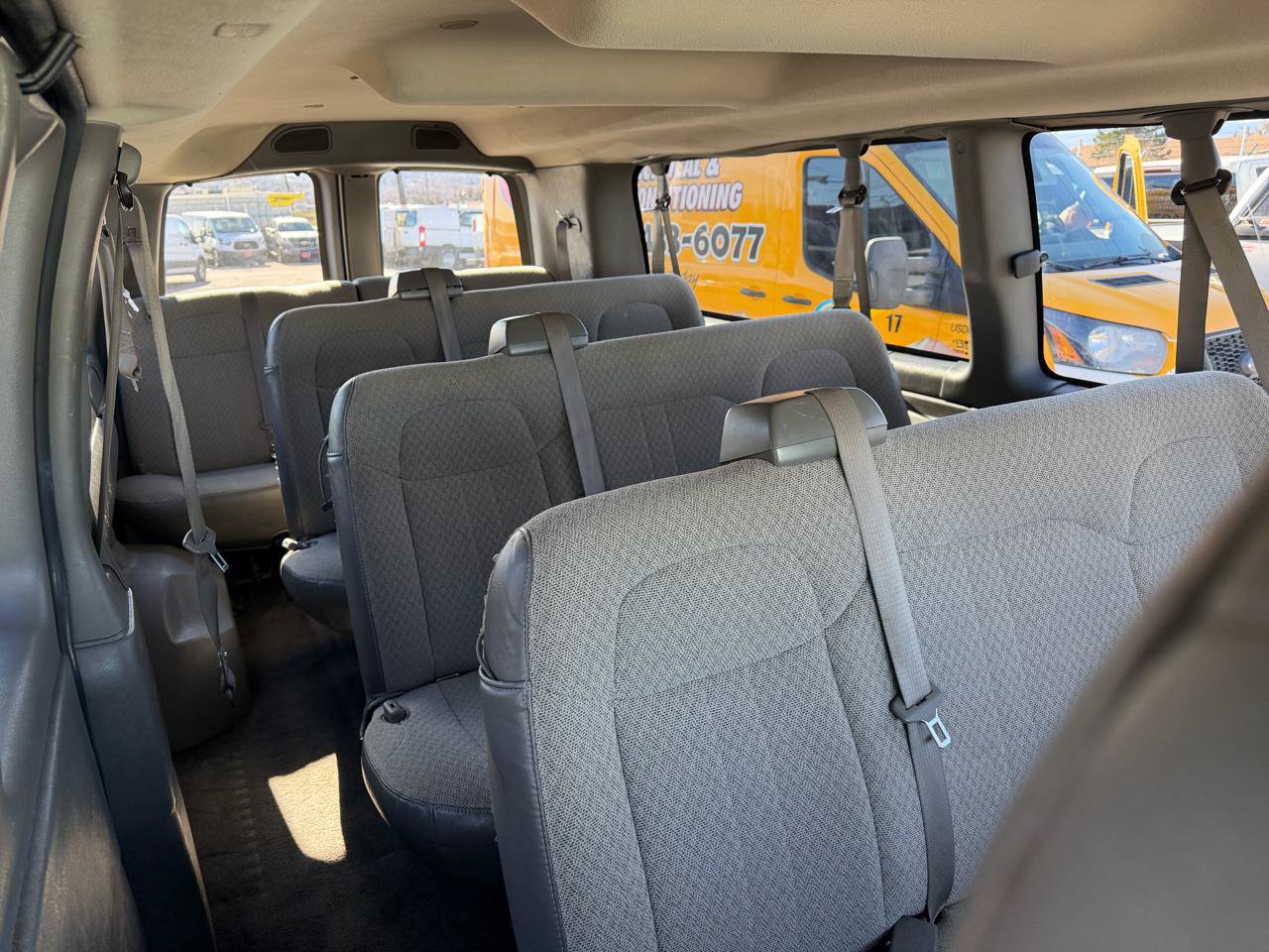 Used 2017 Chevrolet Express 3500 LT w/ LT Preferred Equipment Group RWD image 28