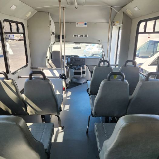 Used 2016 Ford E-350 and Econoline 350 Super Duty RWD image 11