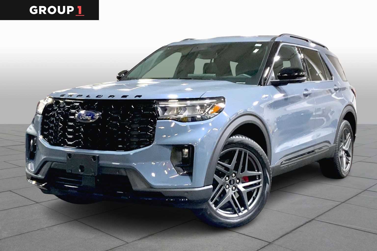 Used 2025 Ford Explorer ST-Line w/ Premium Package