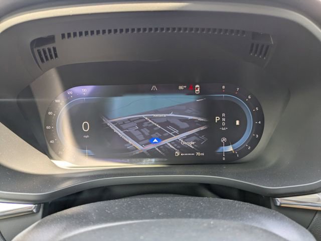 New 2025 Volvo XC60 B5 Plus w/ Protection Package Premier image 33