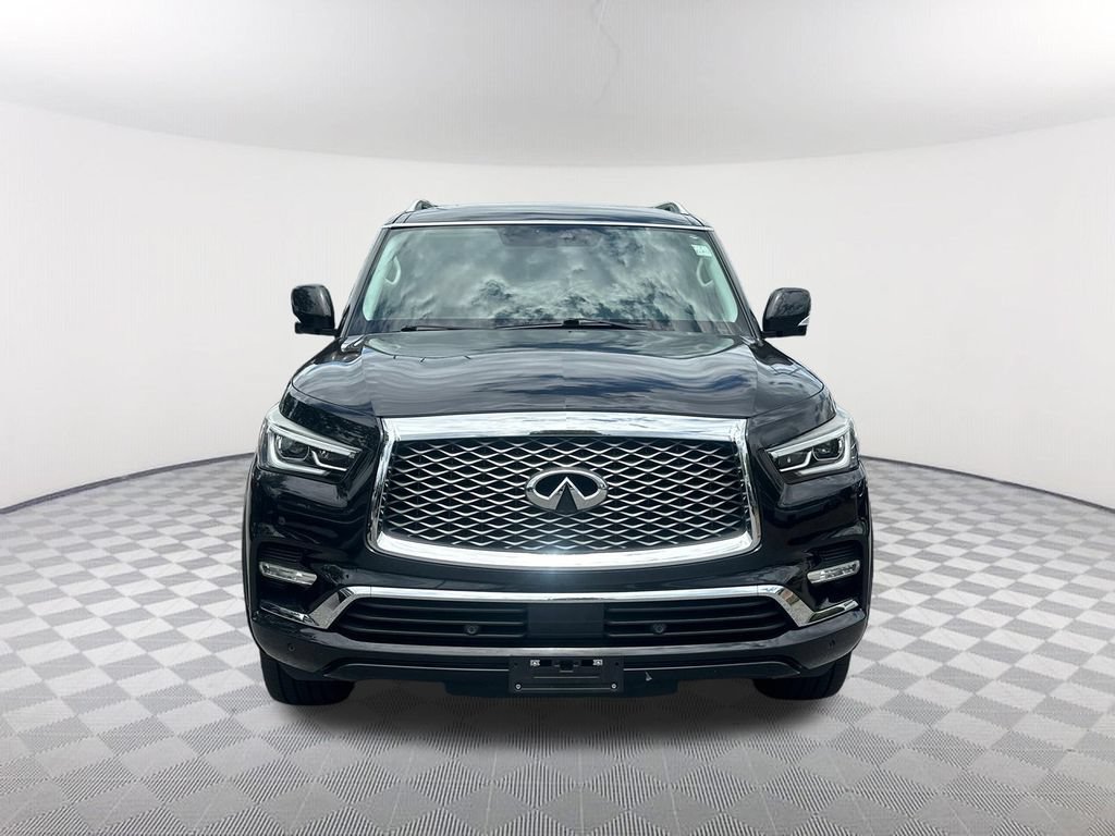Used 2019 INFINITI QX80 Luxe w/ 22" Wheel Package RWD image 2