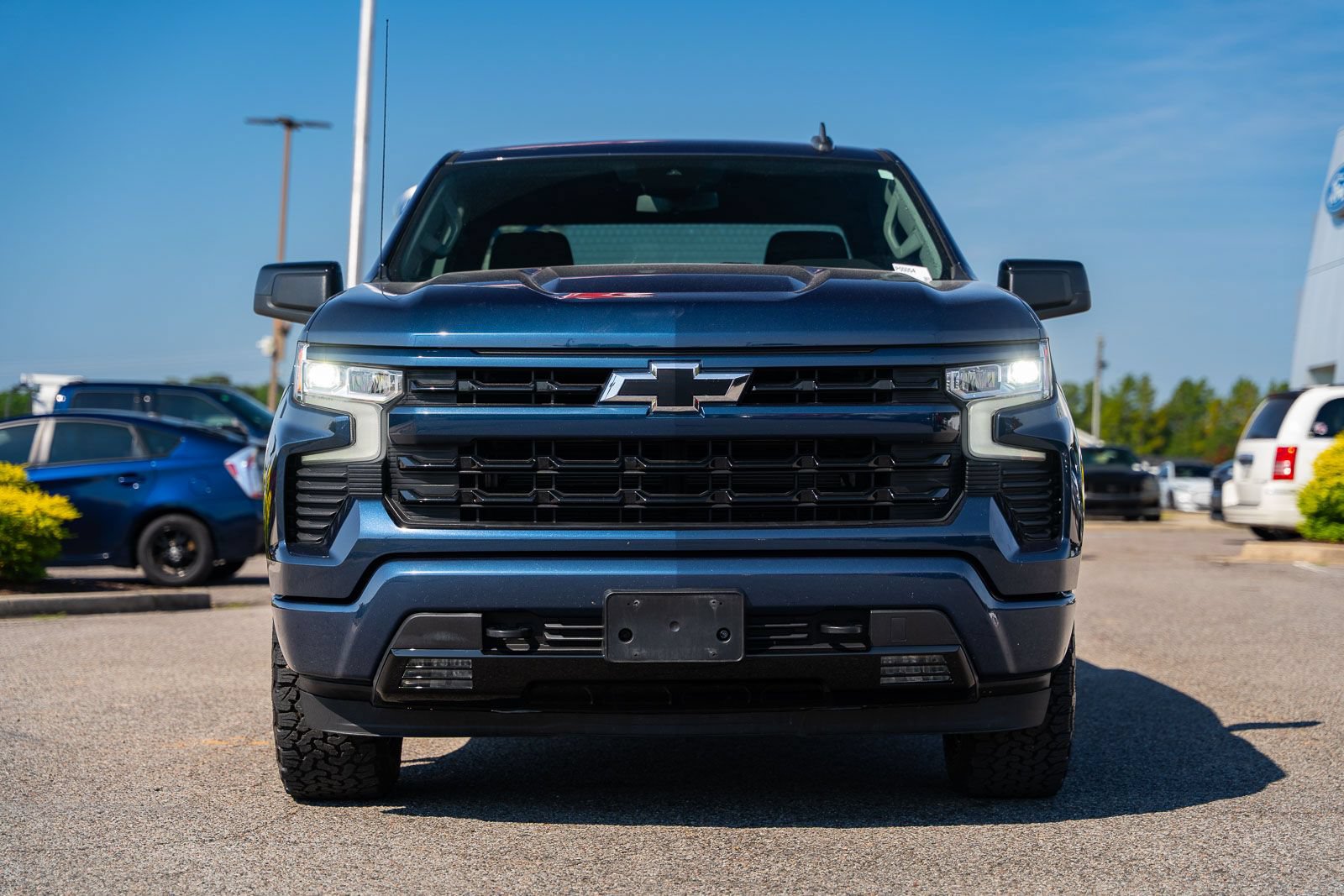 Used 2023 Chevrolet Silverado 1500 RST AWD/4WD video 2
