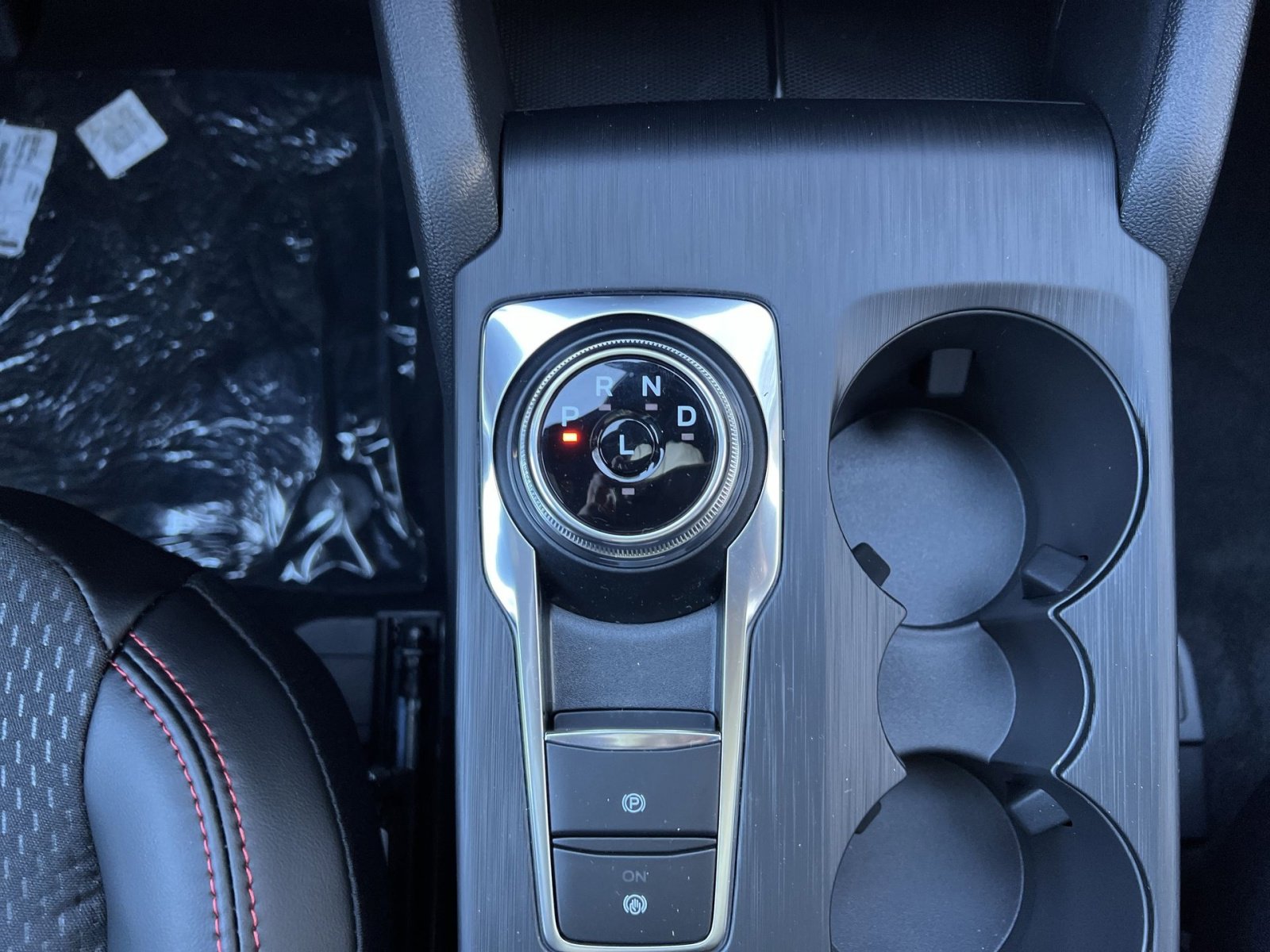 New 2026 Ford Escape ST-Line w/ Tech Pack #1 image 22