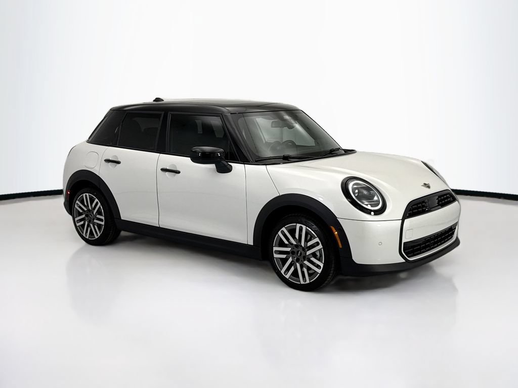 New 2026 MINI Cooper 4-Door Hardtop FWD image 3