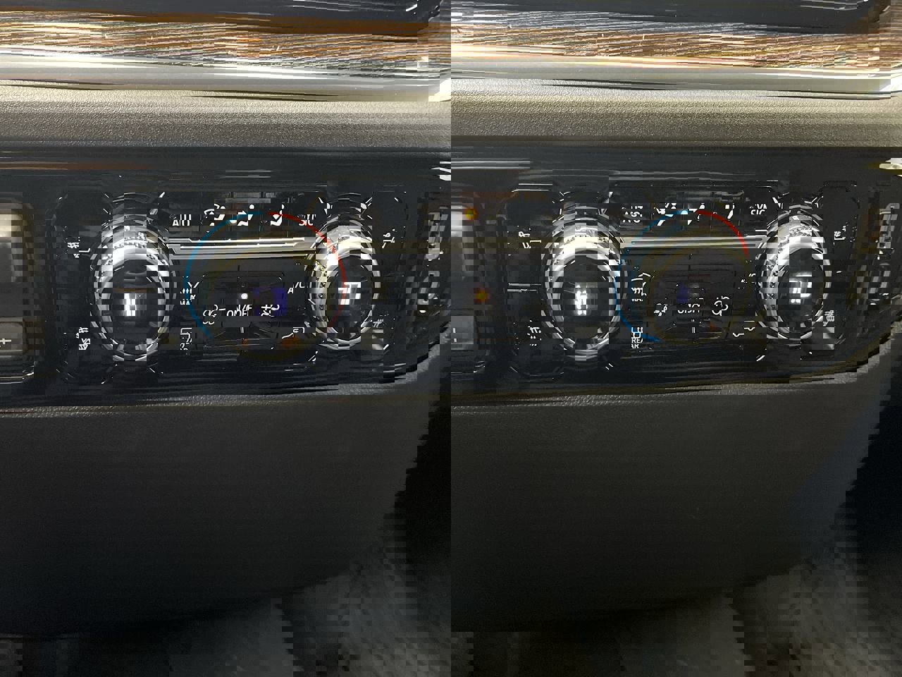 Used 2024 GMC Sierra 1500 Elevation image 23