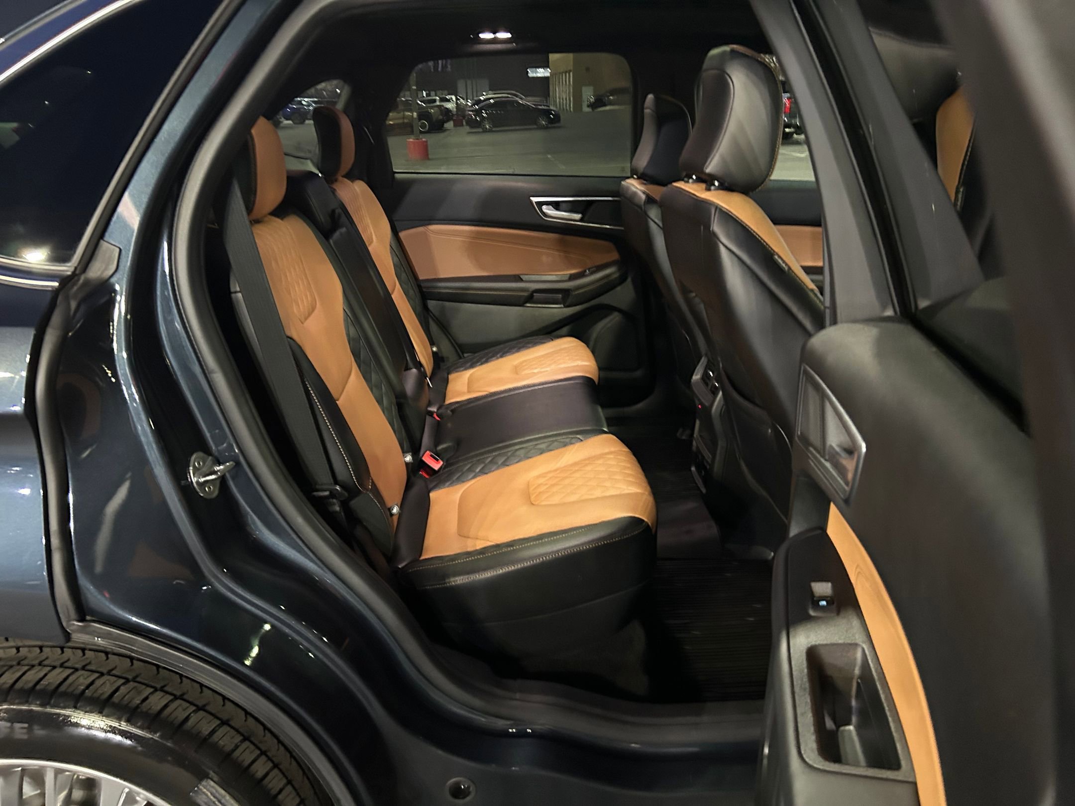 Used 2024 Ford Edge Titanium w/ Titanium Elite Package image 26