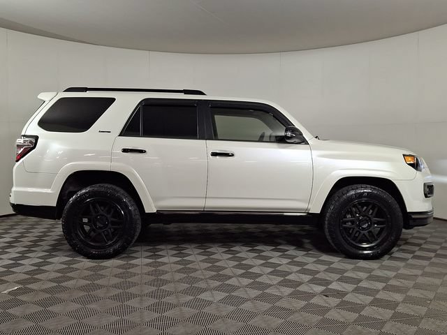 Used 2019 Toyota 4Runner Limited AWD/4WD image 10