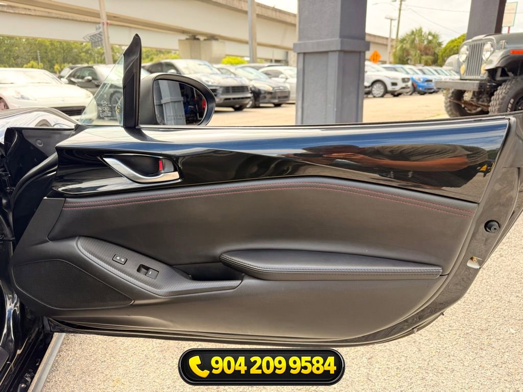 Used 2017 MAZDA MX-5 Miata Grand Touring RWD image 27