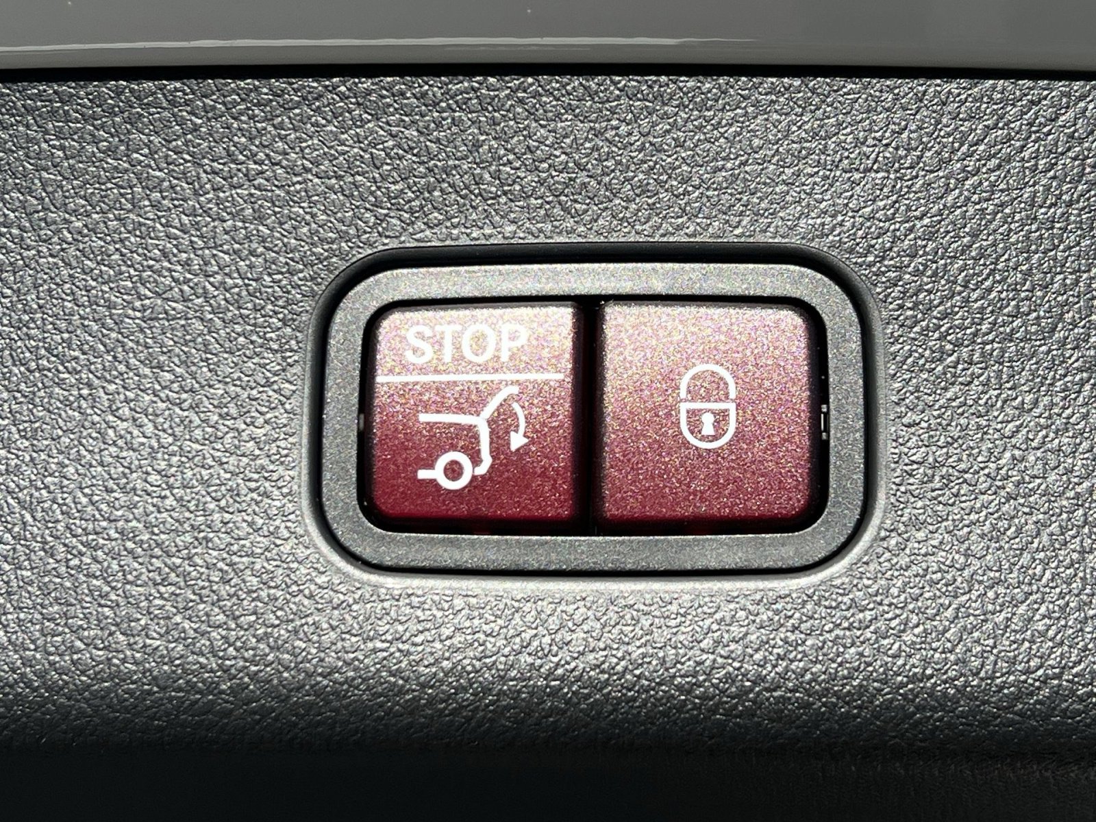 New 2026 Mercedes-Benz GLC 350e 4MATIC image 25