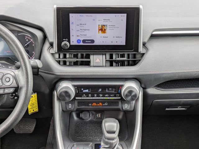 Used 2024 Toyota RAV4 LE image 19